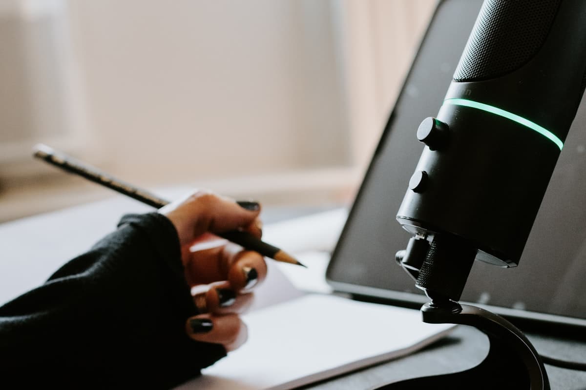 Featured image for The Complete Podcast Episode Checklist: From Topic to Published